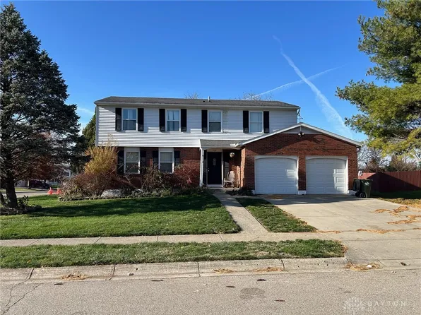 1968 El Camino Dr, Xenia, OH 45385