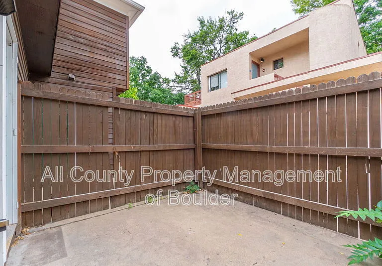 1817 Grove St #3 — Photo 16