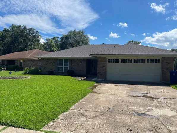 9248 Dawn Ridge Dr, Shreveport, LA 71118