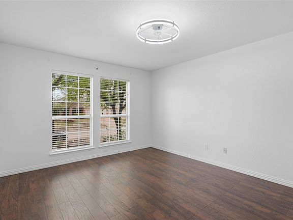 3rd image of 3733 Gannet Dr