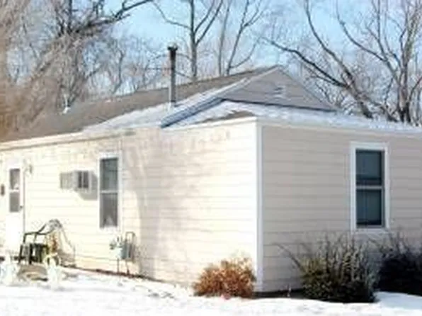 245 E Payton Ave, Des Moines, IA 50315