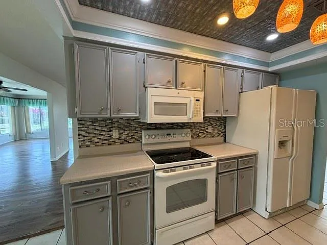 309 Bryce Ct — Photo 10