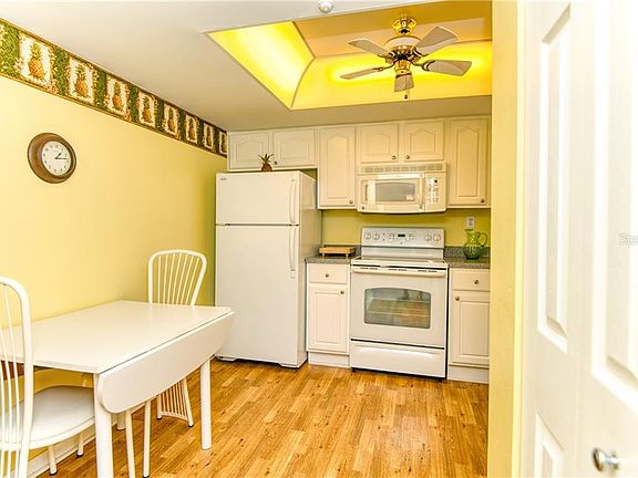 4th image of 19029 Us Highway 19 N APT 9-105