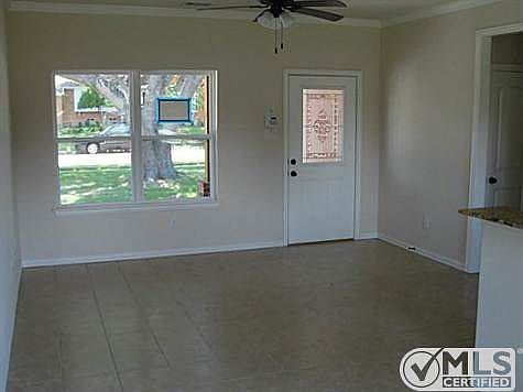 3rd image of 3123 Watson Dr
