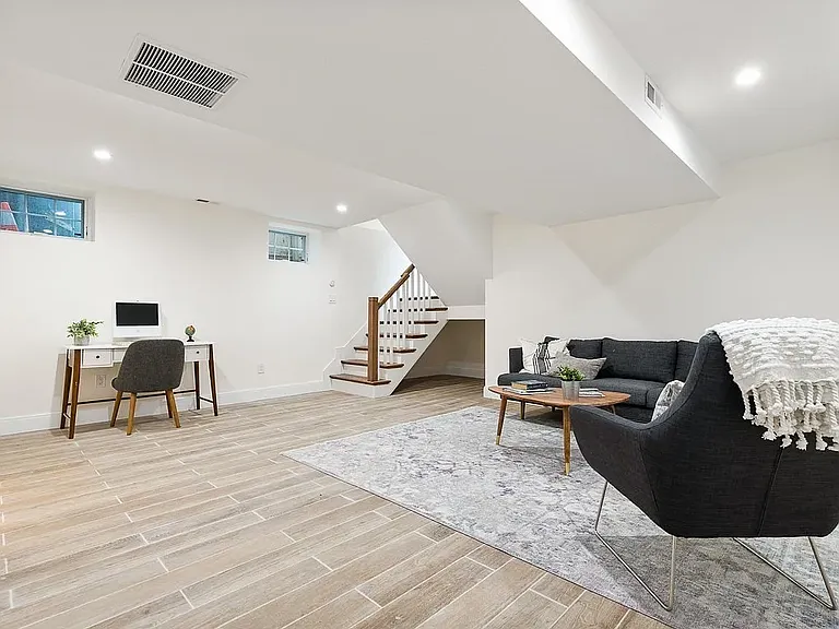 11 Fiske Ave #11R — Photo 8