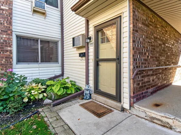1455 30th AVENUE #205, Kenosha, WI 53144