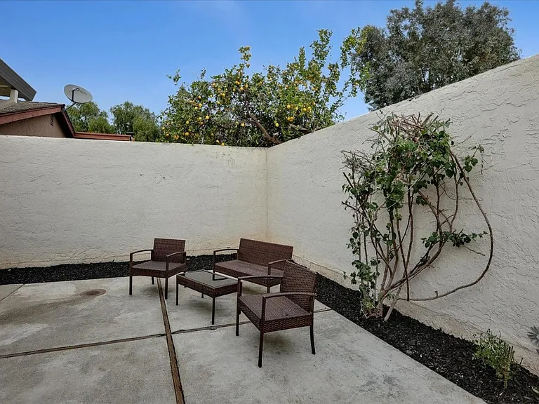 4746 Eagle Lake Dr — Photo 34