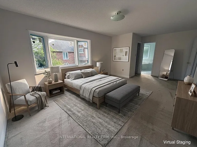 43 Falconridge Dr — Photo 5