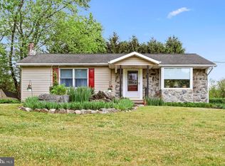 313 Rake Rd, Mohrsville, PA 19541