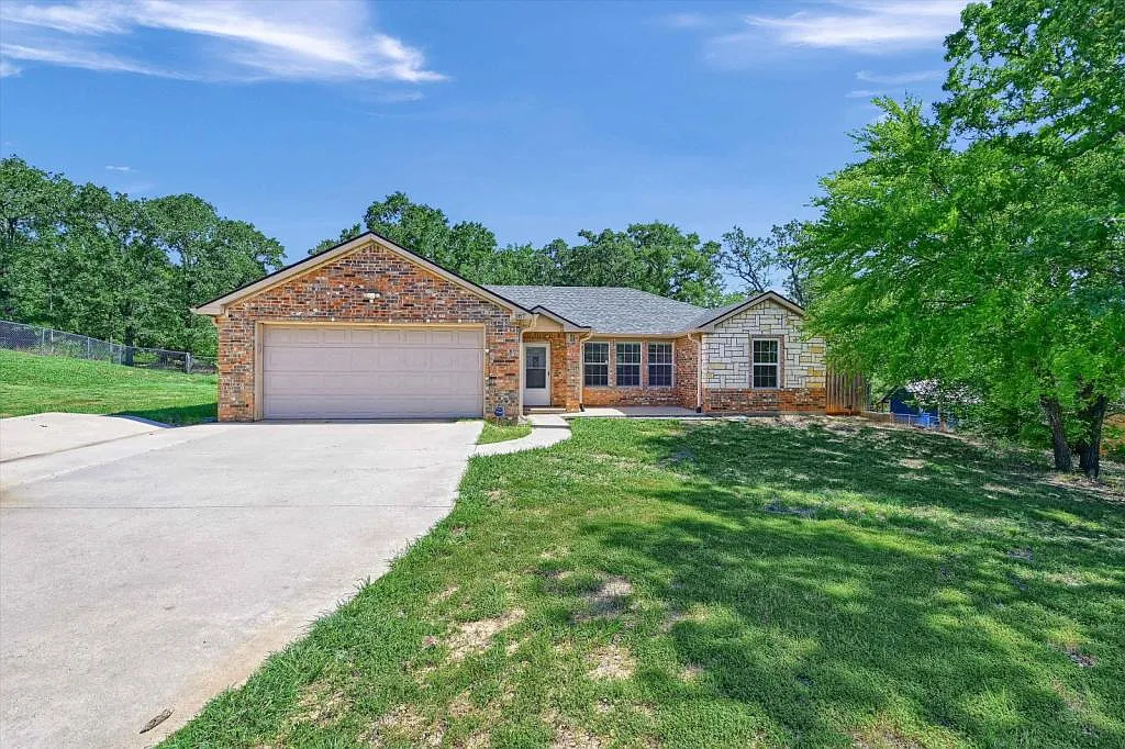 187 Square Dance Rd — Photo 1