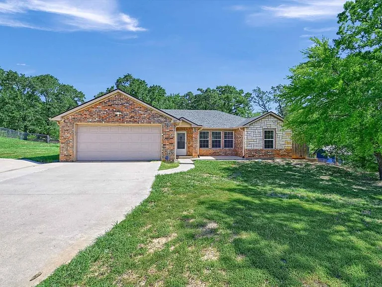 187 Square Dance Rd — Photo 1