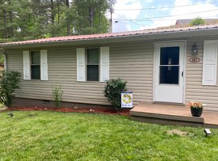 107 Pine Cove Dr, Beckley, WV 25801