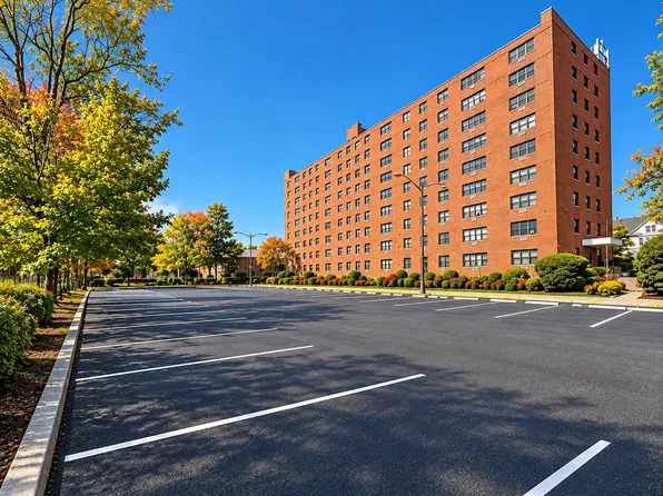 The Pinnacle, 248 Reynolds Ter APT 6L, Orange, NJ 07050