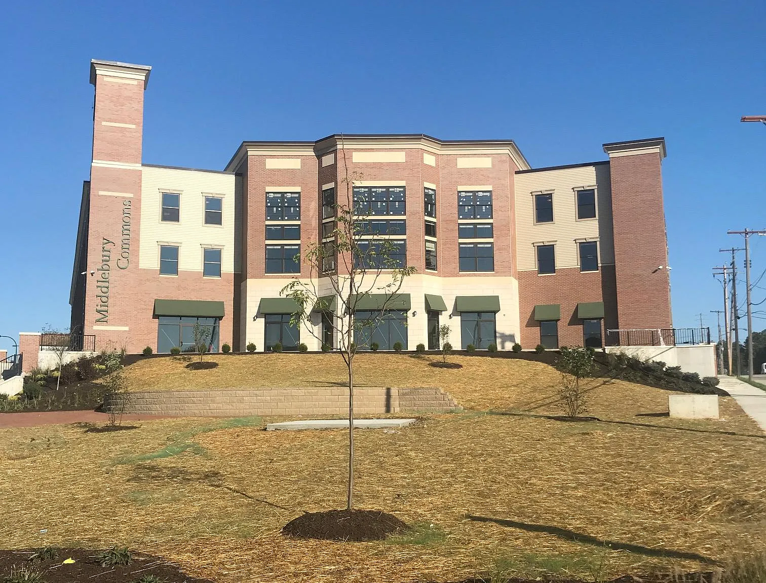 Middlebury Commons Housing, LLC - 216 — Photo 1