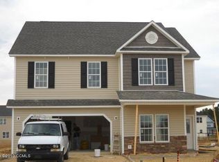 111 Groveshire Pl, Jacksonville, NC 28540