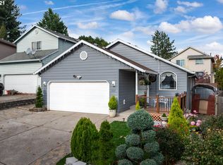 3137 SW Corbeth Ln, Troutdale, OR 97060