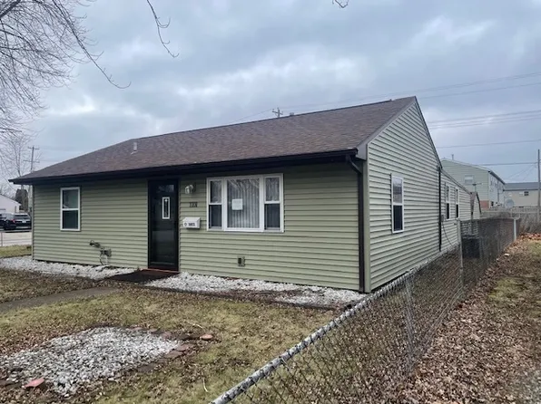 1101 Briarcliff Dr, Rantoul, IL 61866