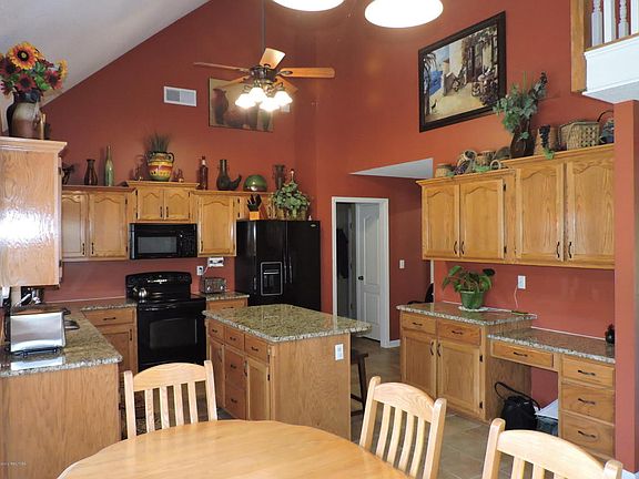 3rd image of 10479 Loftin Dr