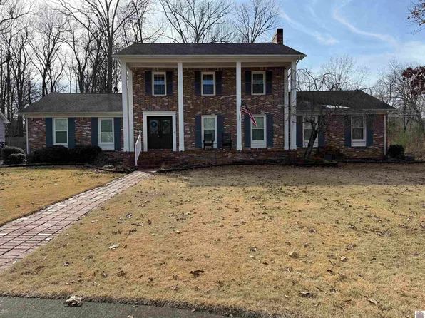 1200 Dogwood Dr, Murray, KY 42071