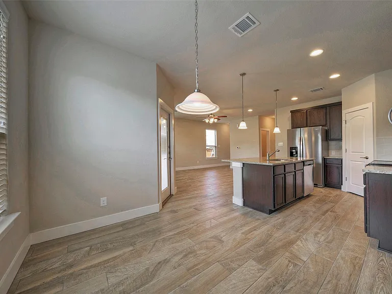508 High Tech Dr #B — Photo 6