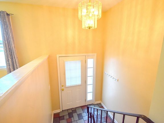 3rd image of 1311 Chalet Dr