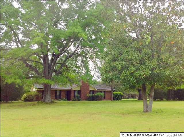1st image of 798 Silver Hills Dr