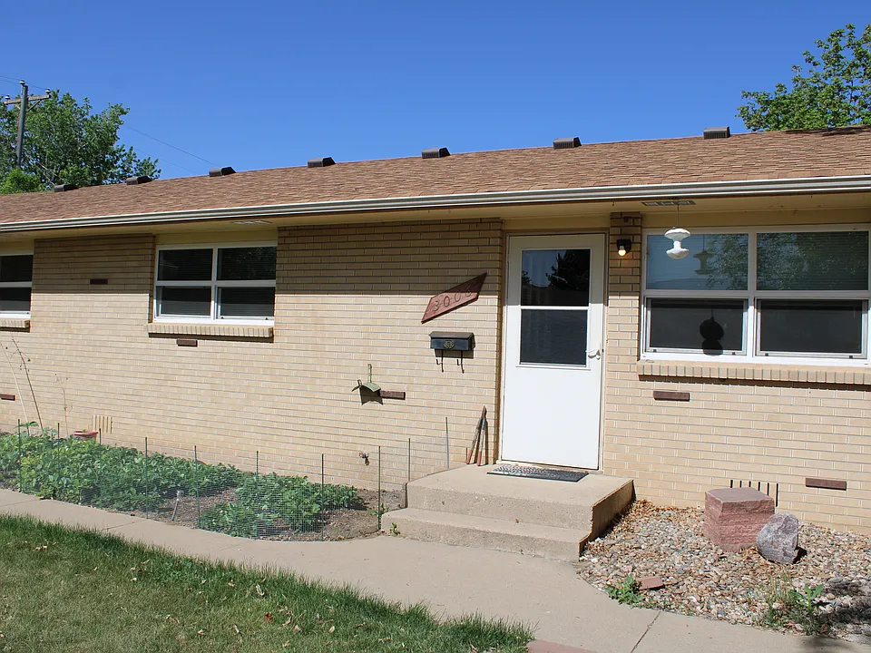 3006 Butternut Dr