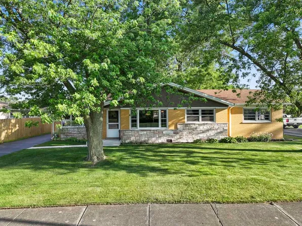 6411 W 88th St, Oak Lawn, IL 60453