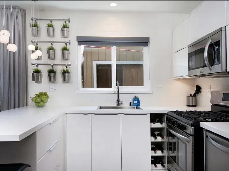 3827 Herbert St #8 — Photo 7