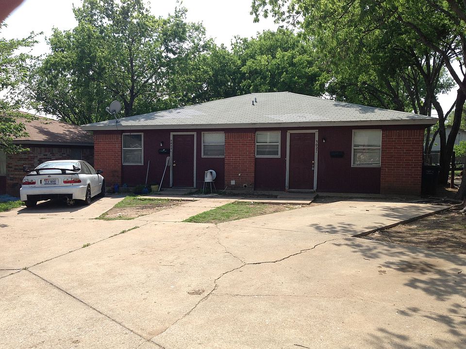 1st image of 3027 N Elm St APT B