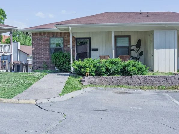 382 Deer Lake Dr, Nashville, TN 37221