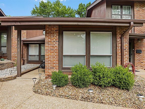3rd image of 4372 Tavistock Cir
