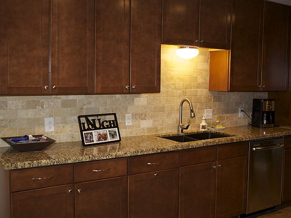 5th image of 10011 Sandalwood Dr