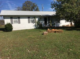 1015 Peace Valley Rd, Ash Flat, AR 72513