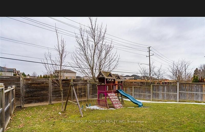 London House for rent - 2 Bedrooms — photo 13