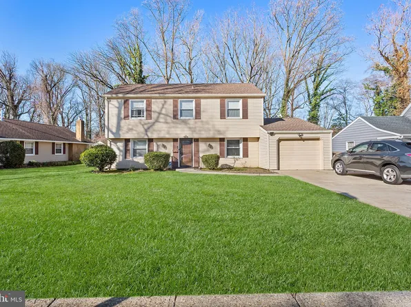 123 Plumtree Ln, Willingboro, NJ 08046