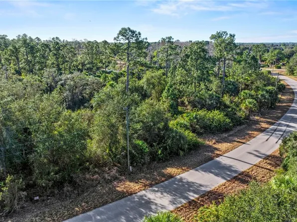 1926 Latham DR, LEHIGH ACRES, FL 33972