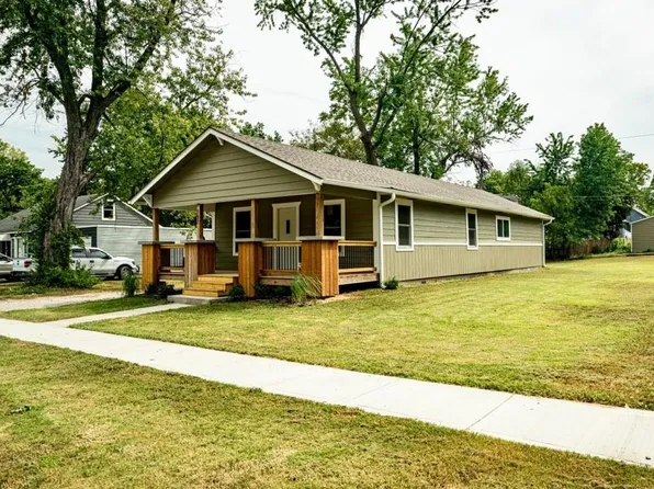 157 Parker St, Osawatomie, KS 66064