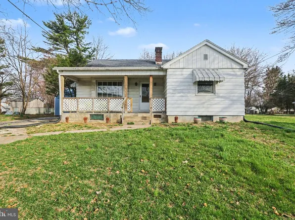 5512 Larkin Ave, Harrisburg, PA 17112