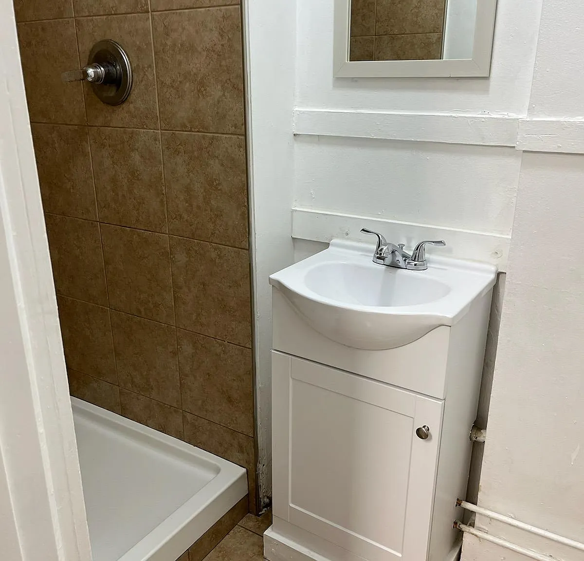 2 bed, 650 sqft, $1,775 — Photo 2