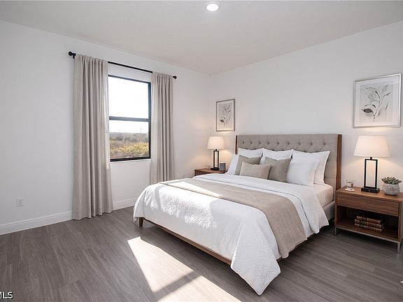 5th image of 9004 W Justice Cir