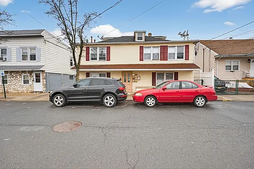 1290 Baker St Photo 1