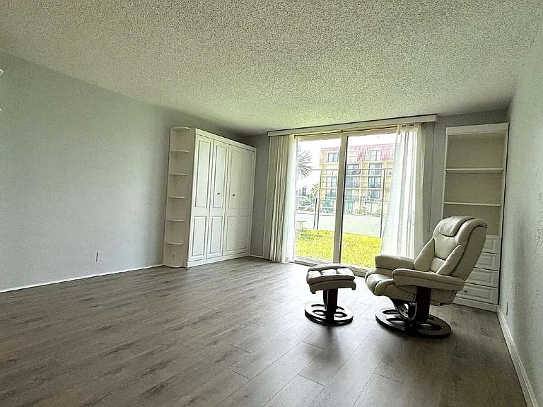 1437 N Atlantic Ave #105 — Photo 10