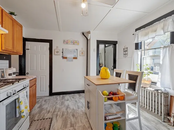 363-365 Water St, Lawrence, MA 01841