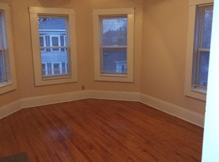 2 Chelsea St #3, Worcester, MA 01610