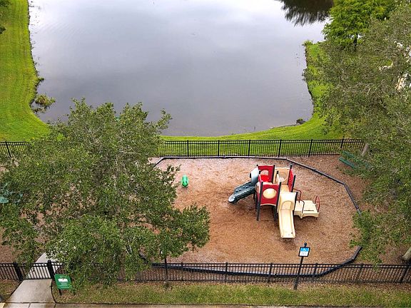 5th image of 12478 Streamdale Dr