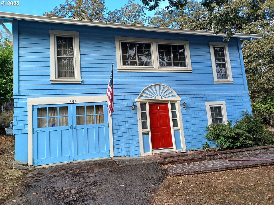 1st image of 1554 SE Douglas Ave
