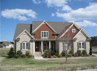 3105 Ginger Lake Ct, Zebulon, NC 27597