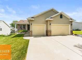 3170 Brantford Ln, Sun Prairie, WI 53590
