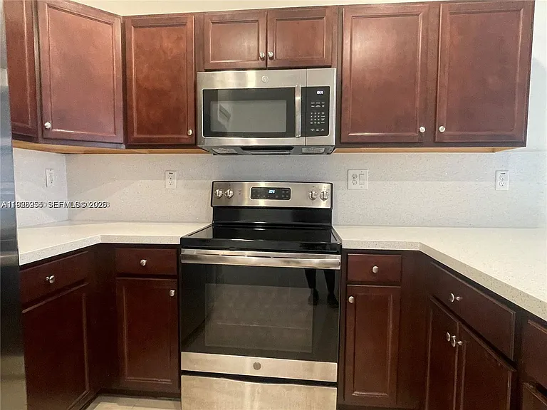 10491 W 34th Ct — Photo 21